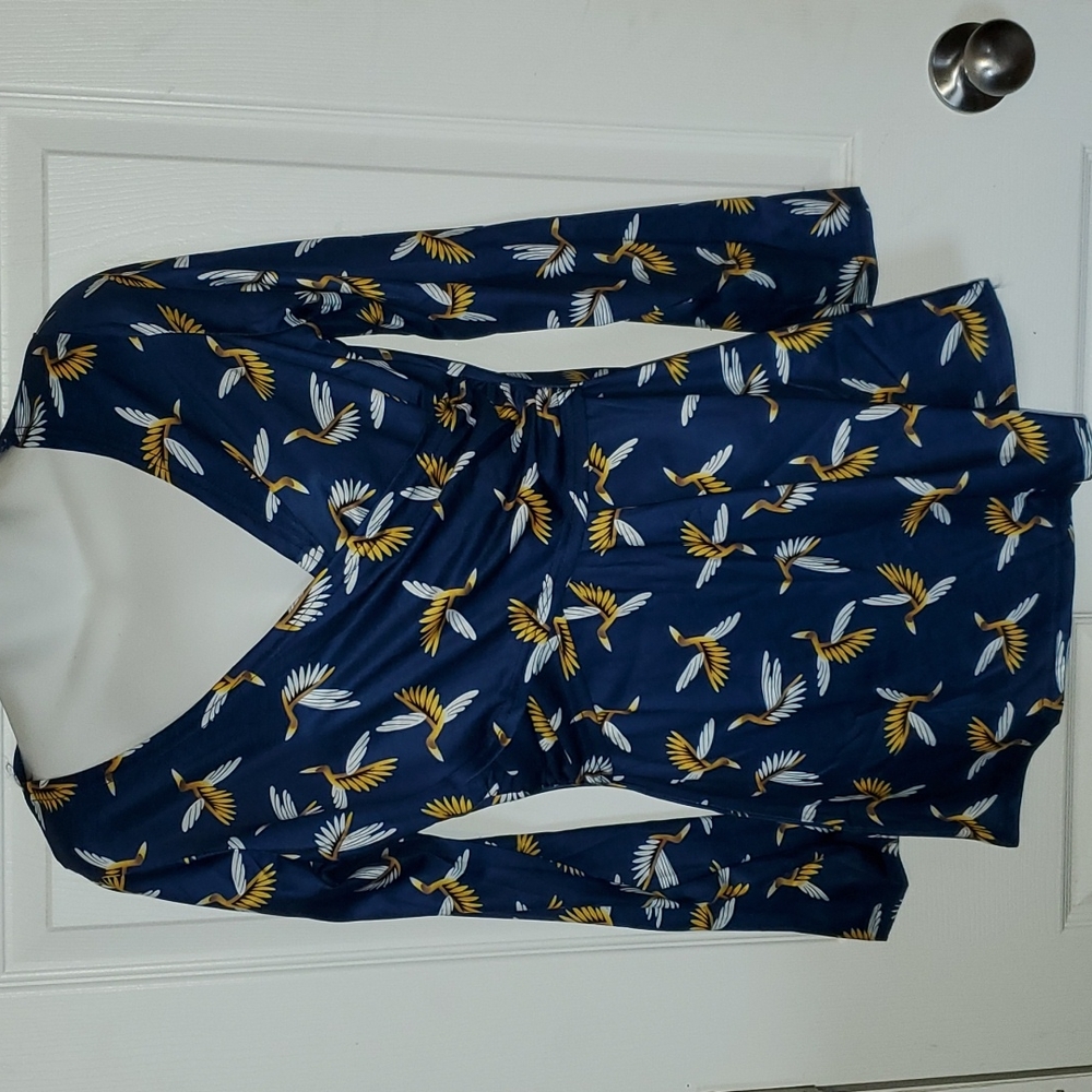 Crane maternity top